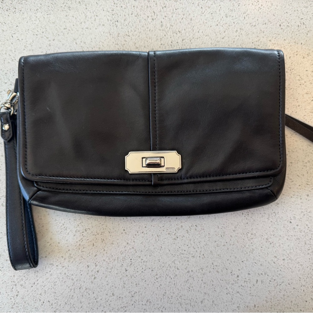 Coach Vintage Black Wristlet Wallet